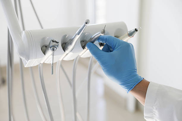 Professional Tooth Extraction technician working in LaSalle, IL